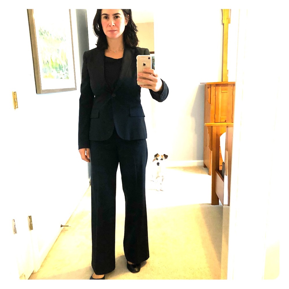 Theory black women’s pants suit